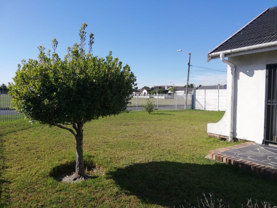 3 Bedroom Property for Sale in Belthorn Estate Western Cape